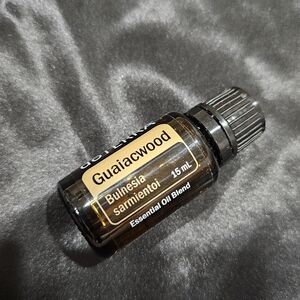 FREE Guaiacwood Doterra Essential Oil 15 ml NEW with purchase of Salt Sc…